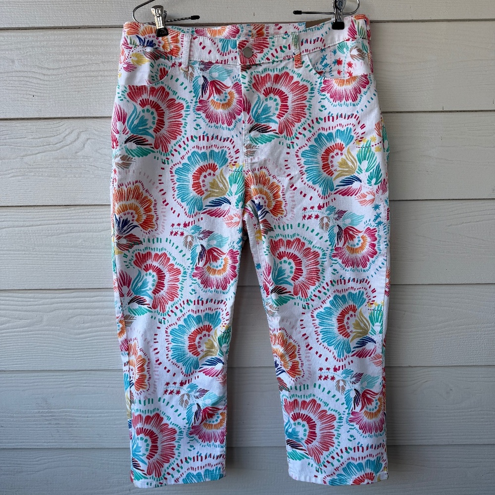 NWT Chico’s Spectrum Advance Perfect Stretch Capri Jeans | Size‎ 14 | Girlfriend